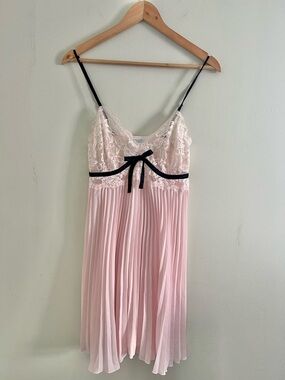 Vintage Morgan Taylor Pink Lace Slip Chemise with Black Bow Y2K Lingerie Size M
